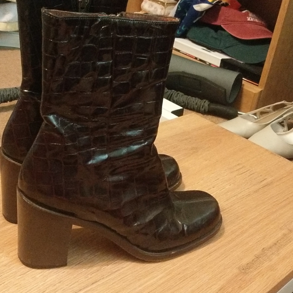 VINTAGE GUESS 90's ankle boots crocodile